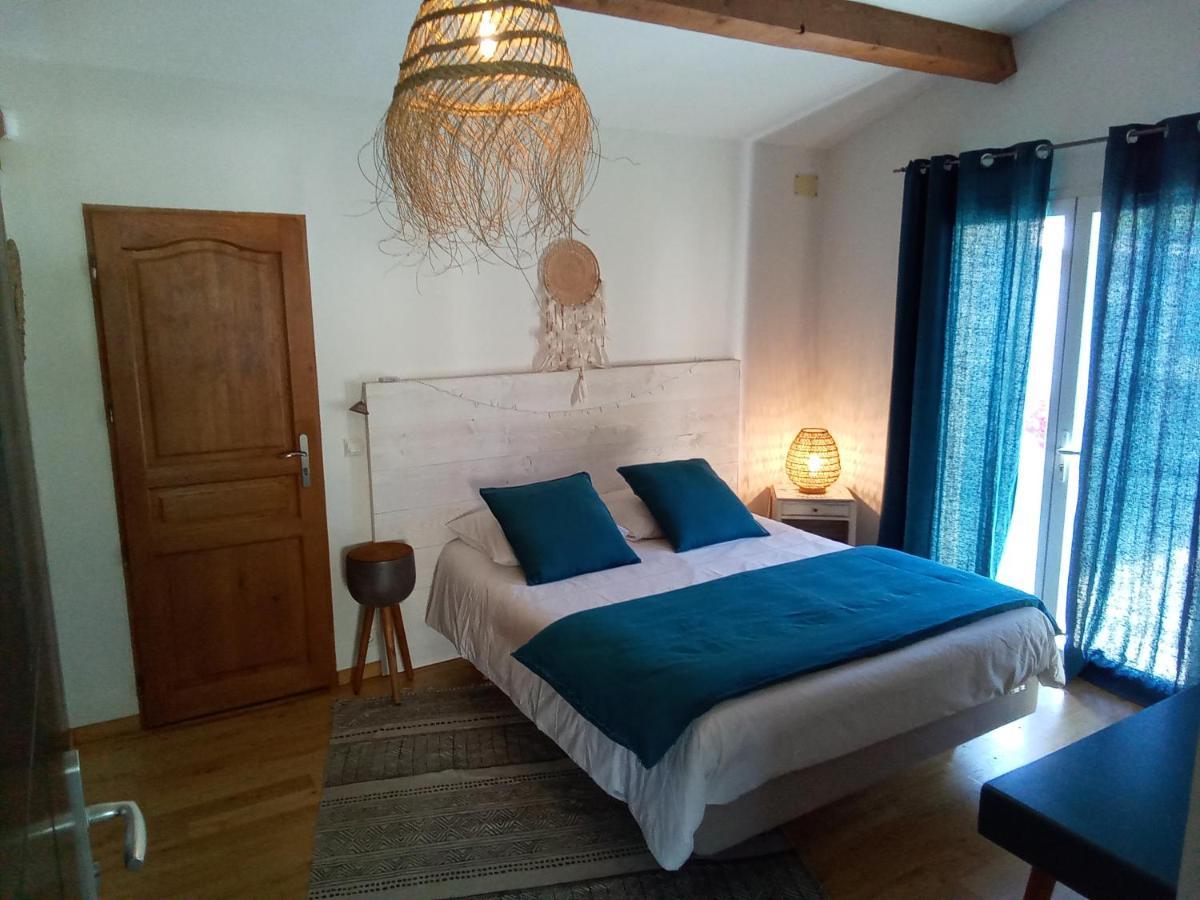 La Chambre Haute Et Son Spa Нім Екстер'єр фото